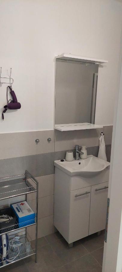 Studio Apartman Tariba Supetarska Draga Exteriör bild